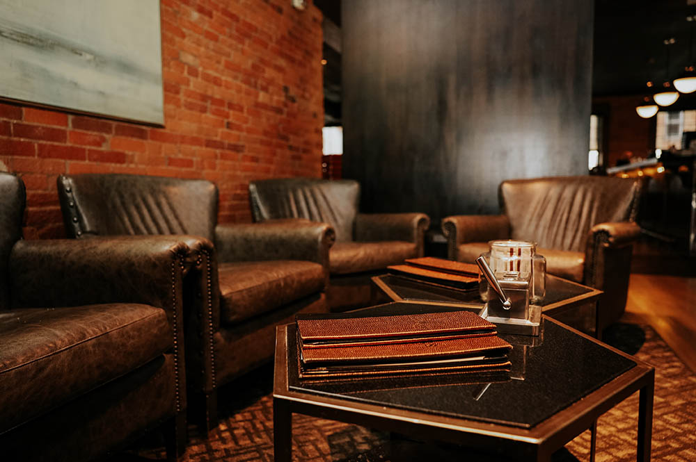 Chal Lounge Chal Lounge